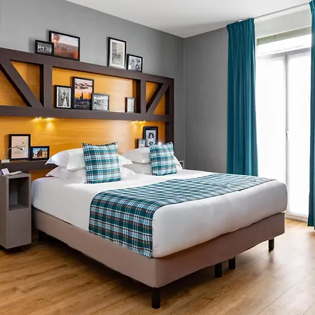 Western Monopole Métropole Hotel 4*