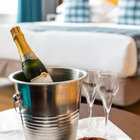 Ξενοδοχείο Western Monopole Metropole 4*