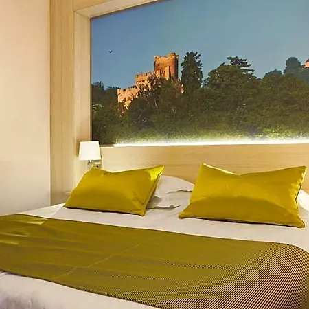 Western Monopole Metropole 4*