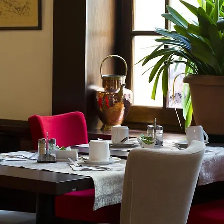 Western Monopole Métropole Hotel 4*