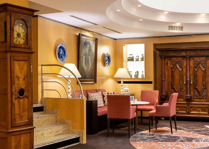 Western Monopole Metropole