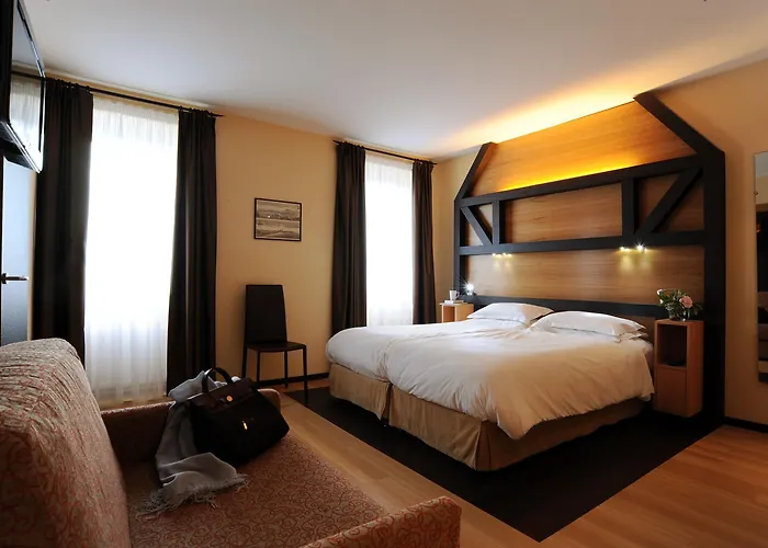 Western Monopole Metropole מלון 4*