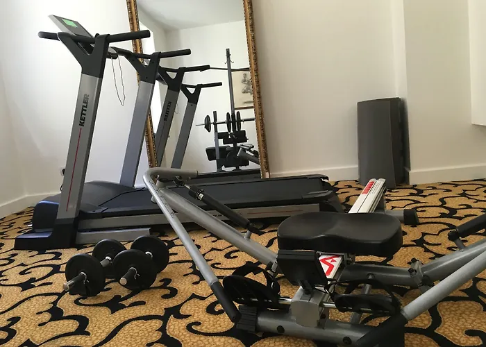 Western Monopole Metropole 4*