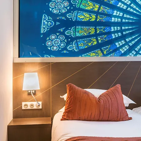 Western Monopole Metropole