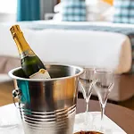 Hotell Western Monopole Metropole 4*